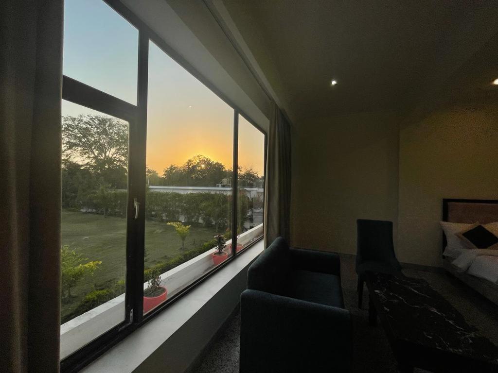 Gautam Hotels & Resorts Khajurāho Extérieur photo